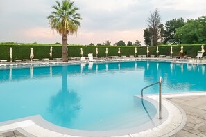 Shared pool