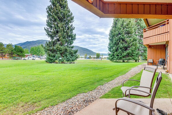Grand Lake Vacation Rental | 2BR | 2BA | Steps to Enter | 1,126 Sq Ft