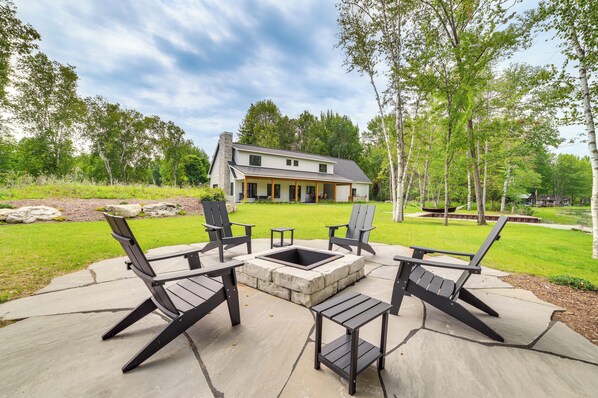 Alanson Vacation Rental | 4BR | 2.5BA | Step-Free Access | 4,000 Sq Ft