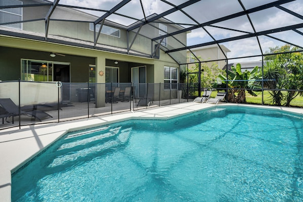 Kissimmee Vacation Rental | 7BR | 5.5BA | 5,000 Sq Ft | Stairs Required