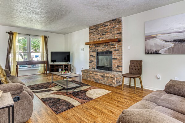 Indianapolis Vacation Rental | 4BR | 2.5BA | 1,592 Sq Ft | Stairs Required