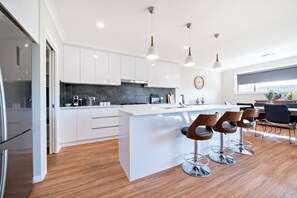 Kitchen + NESPRESSO Coffee Machine + Breakfast Bar/Stools