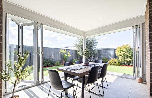 Bradford House | Sleek & Modern, Serene Escape