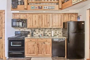 full kitchen - well stocked