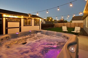 Come enjoy a relaxing evening soak in the private hot tub