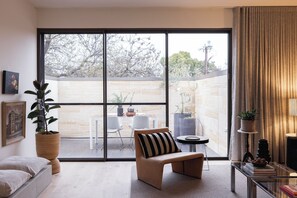 Many of the touches you find here are organic, sustainable or vintage.