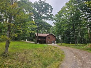 Driveway to cabin