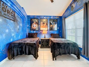 Our Star Wars Themed Room with 2 Twin Beds