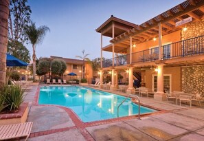 Club Wyndham Dolphin's Cove_2.jpg