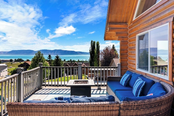 Enjoy panoramic views of Bear Lake from the cozy deck! Watch the sunrise and sunset, and continue soaking in the beauty of Bear Lake from the comfort of the cabin.