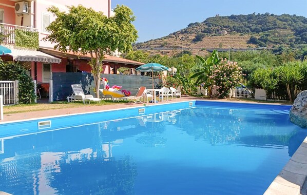 pool
