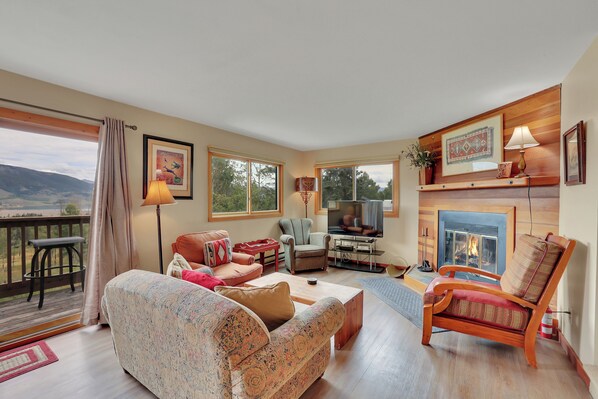 Cozy Living Area