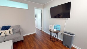 Honey-Bee-Living Room