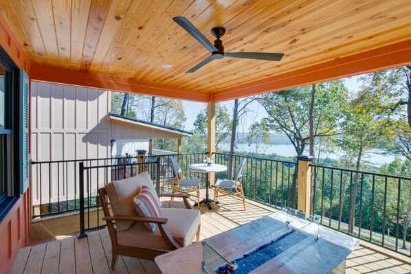 Covered Patio With Lake Views and Seating for Six