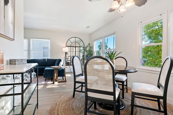 Light & Bright - happy space! 