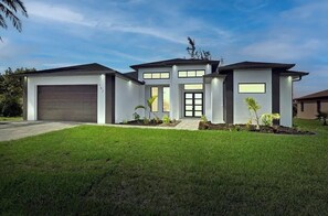 Cape Coral Bliss - 167 SE 16th ST. Cape Coral