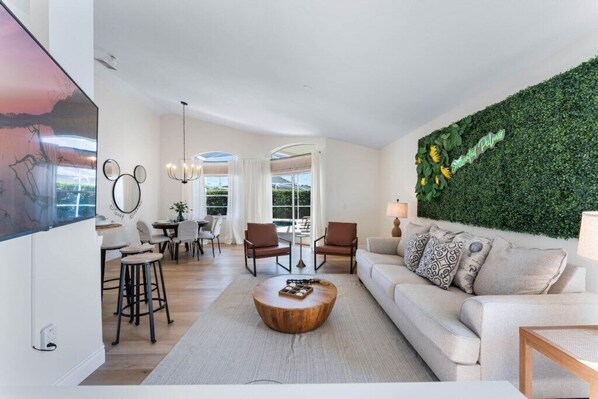 Living room image 1