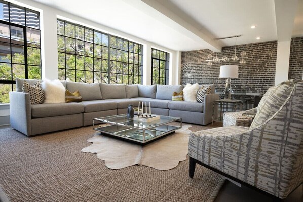Living Room with Stylish and Comfortable Seating