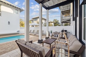 Private Pool & Courtyard