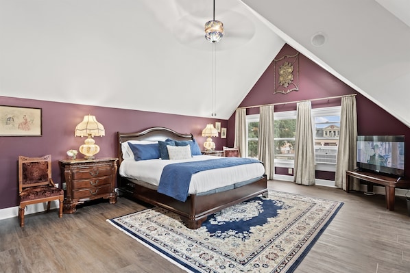Bedroom 1 - Large King Bed Room with Turret