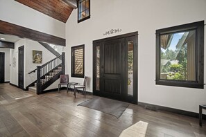 56634 Sunstone Loop-04