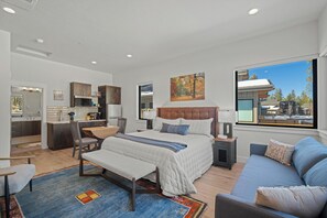 18185 Forestbrook-49