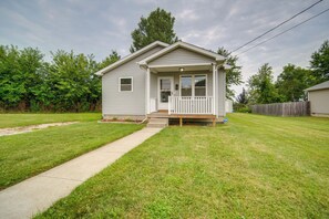 Property Exterior | Central Location