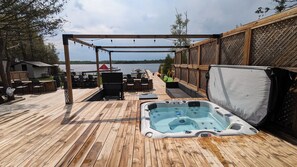 Hot tub during the day