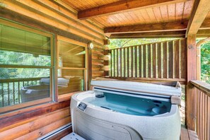Covered Deck | Private Hot Tub