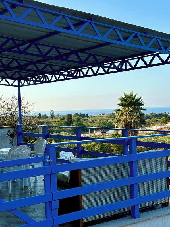 Veranda con vista mare
