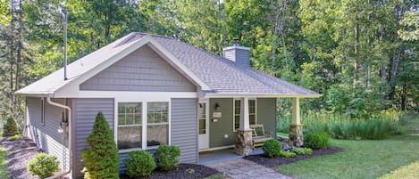 Welcome to Blue Bear Cottage