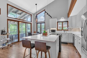 Indoors, Kitchen, Floor, Hardwood, Microwave