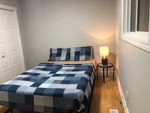 Bedroom with a queen bed
