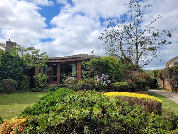 Beautiful garden setting