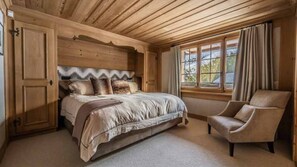 Elegant Cabin-Style Room