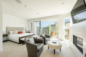 King master bedroom with fireplace