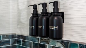 Bathroom amenities