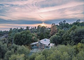Private 7 acre property 35 miles from Yosemite