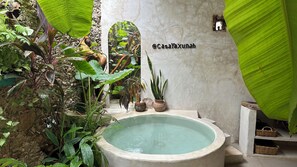 Jacuzzy Casa Yaxunah