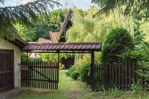 Außenseite Ferienhaus [Sommer]