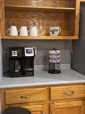 Dual coffee maker