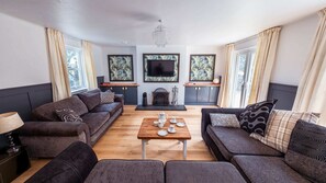 Lounge Area