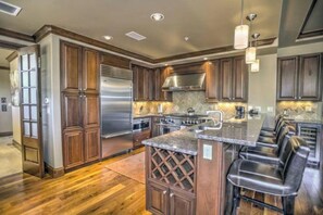 Lion Square 3 Bedroom Tower