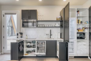 Mini fridge