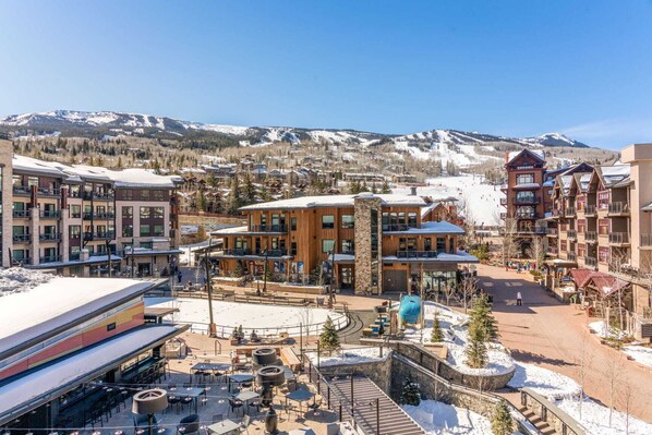 Snowmass Base Village-Capitol Peak Lodge 1 Bedroom-Gondola Resorts