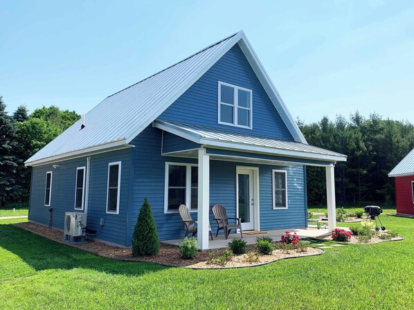 Beach Bungalow (2)