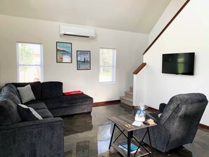 Living Room (2)