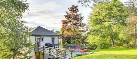 East Boothbay Vacation Rental | 2BR | 2BA | 1,216 Sq Ft | Stairs Required
