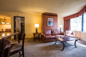 Inviting living area with comfortable seating, perfect for socializing or unwinding.