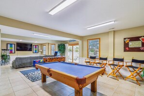 Spielezimmer